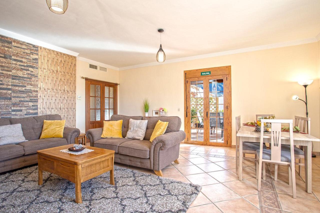 Casa Del Valle Con Piscina Privada Villa Alcaucín Kültér fotó